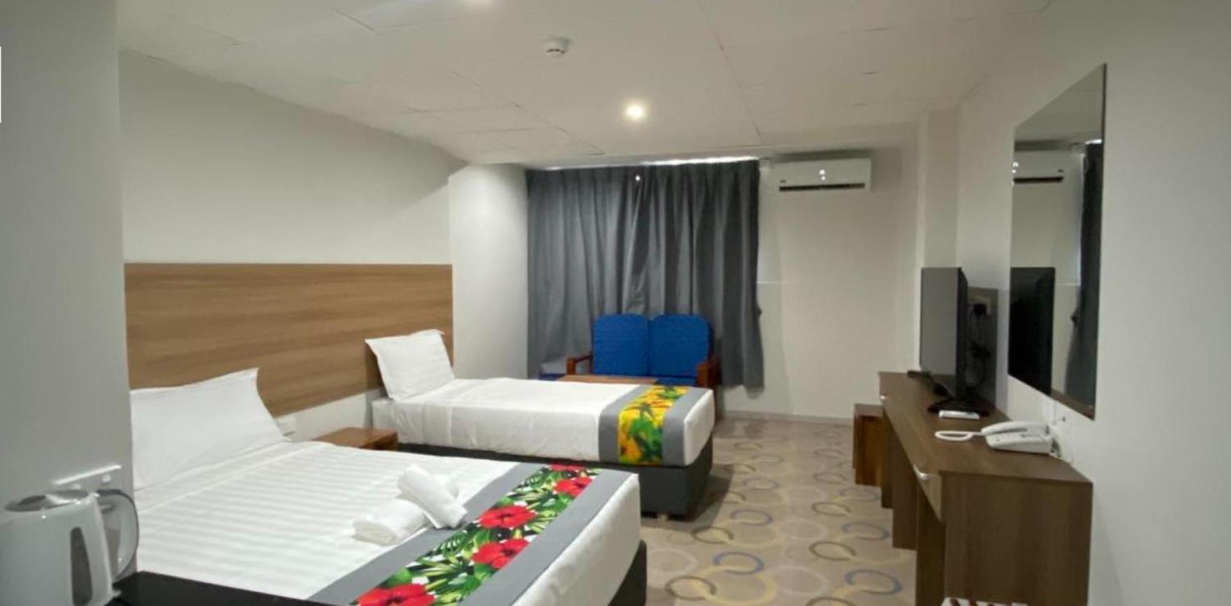 Vualiku Hotel & Apartments Nadi Buitenkant foto