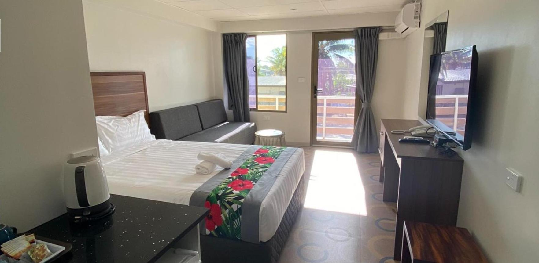Vualiku Hotel & Apartments Nadi Buitenkant foto